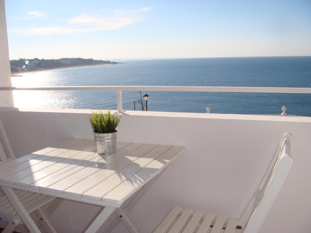 Apartamentos Rossio Mar room 1